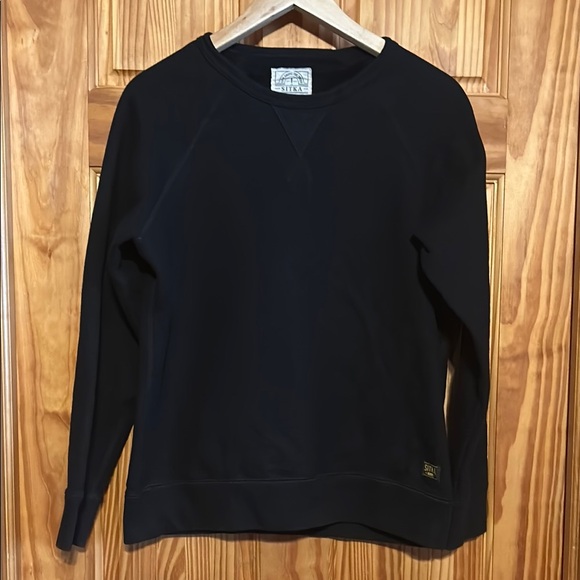 Sitka Classic Black Crew Neck Sweater - Picture 1 of 8
